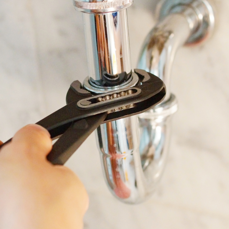 How a Tankless Water Heater Can Lower Your Utility Bills
